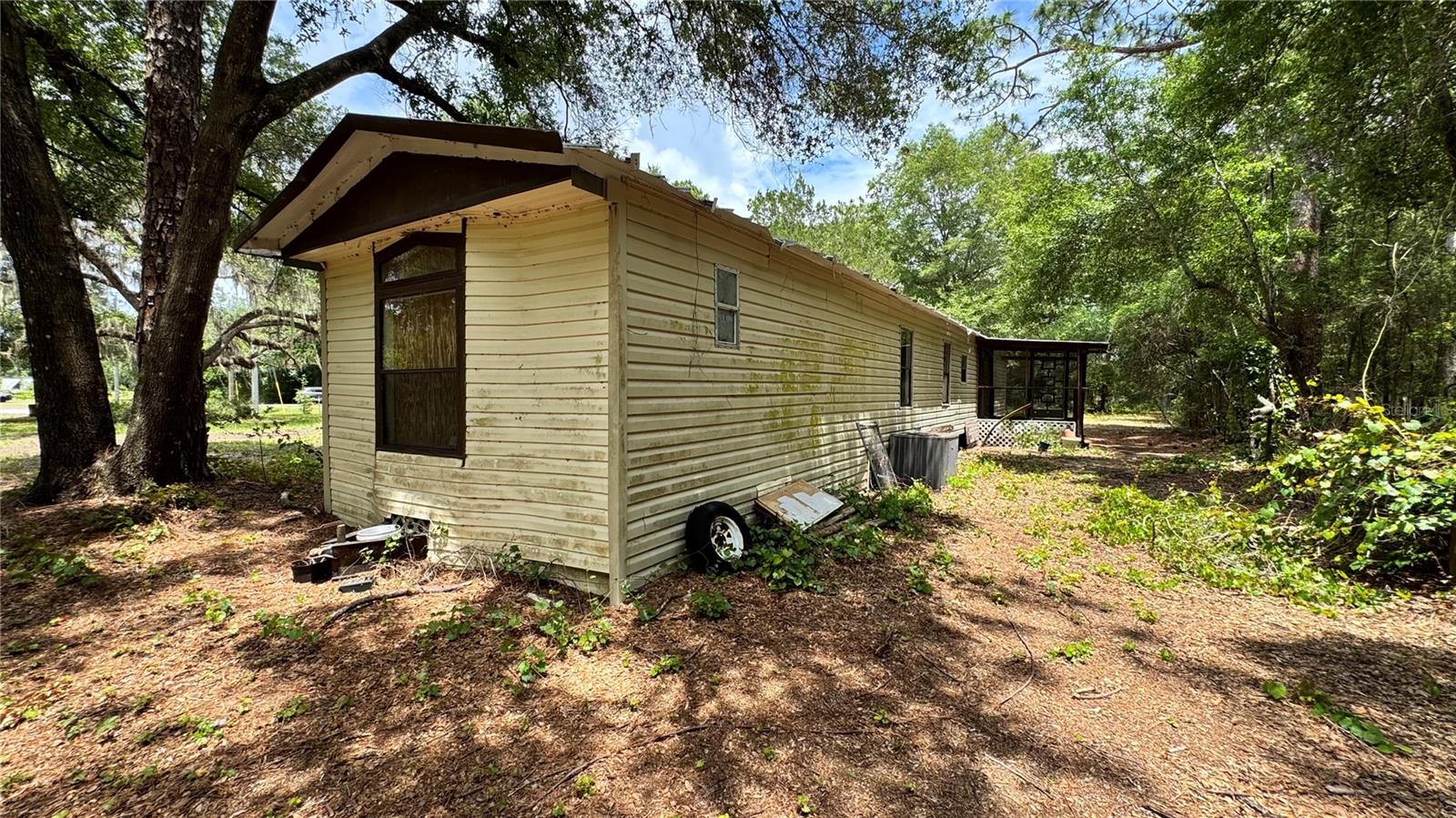 11286 E Highway 25 Property Photo 5