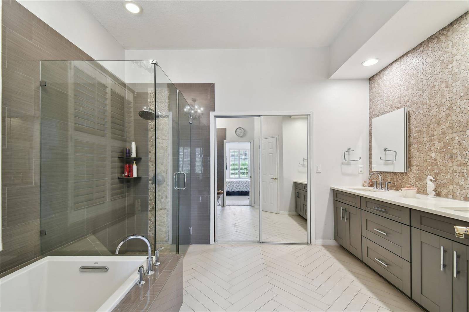 10502 Castleford Way Property Photo 28