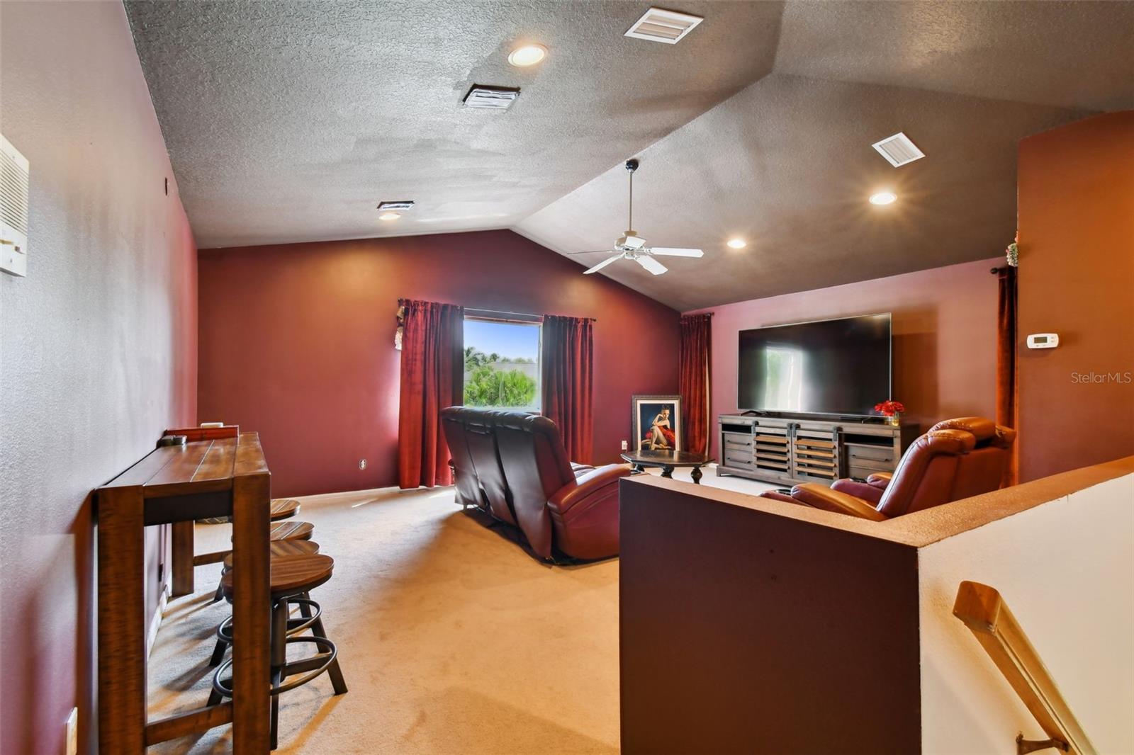 10502 Castleford Way Property Photo 32