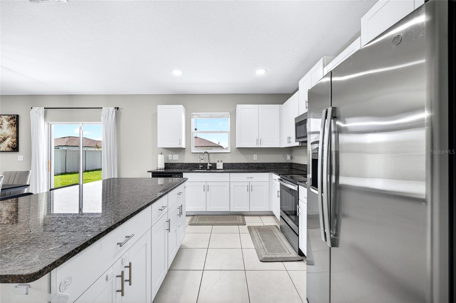 31724 Sun Kettle Loop Property Photo 8