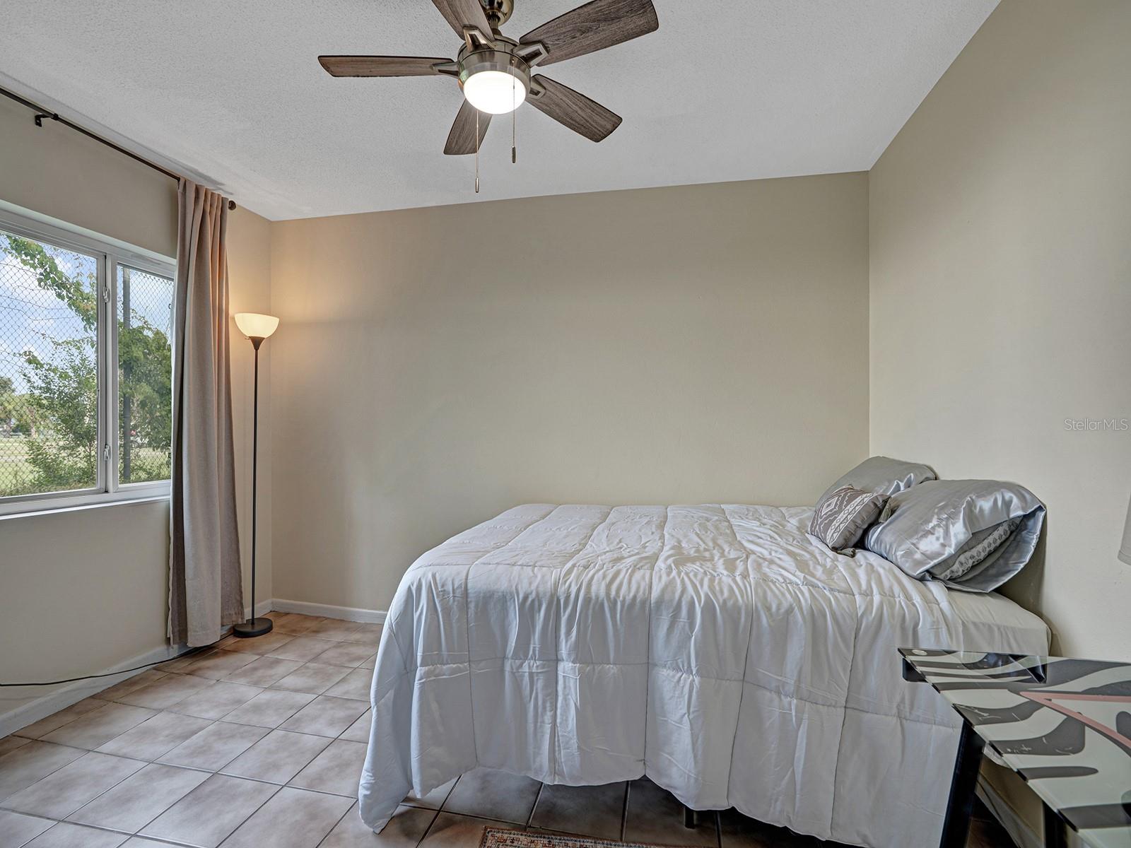 625 N Keene Rd #b Property Photo 18