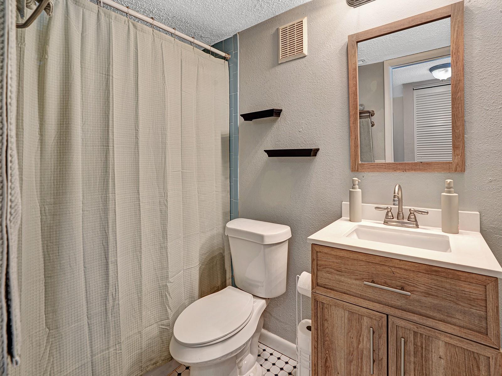 625 N Keene Rd #b Property Photo 21