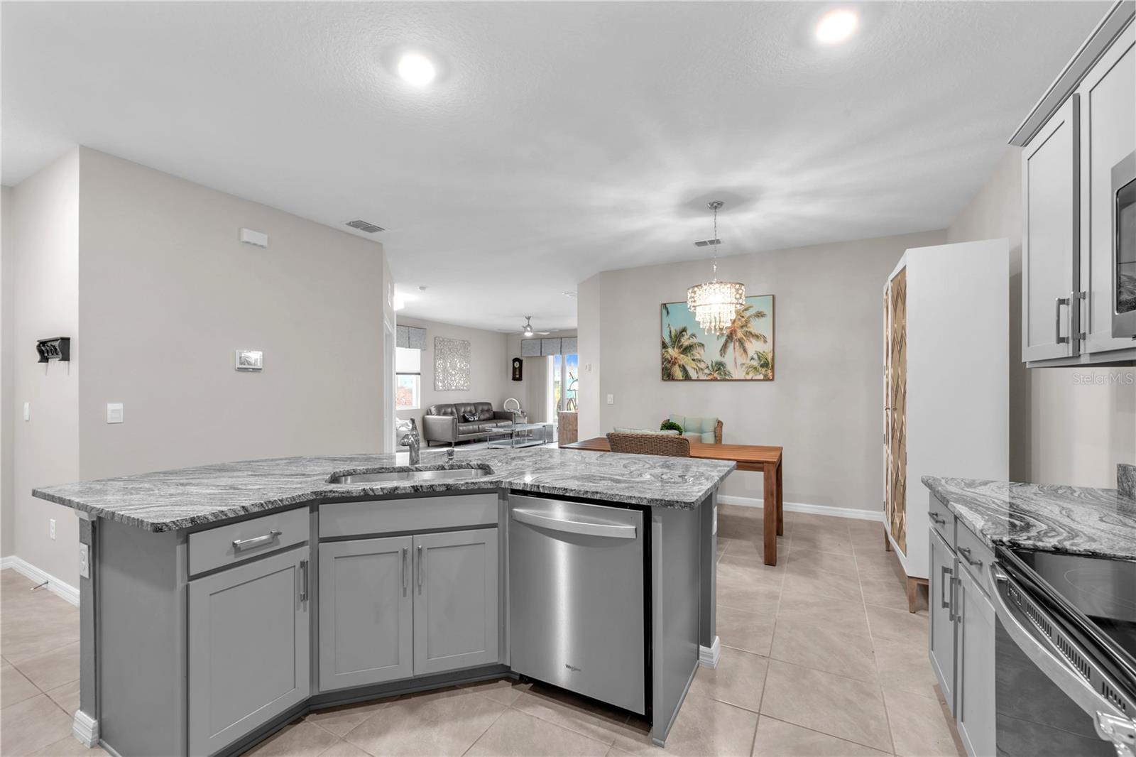 32313 Lexington St Property Photo 8
