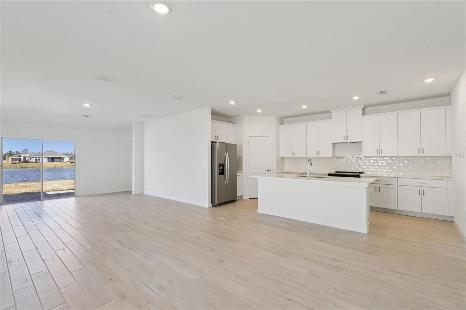 20 Garni Dr Property Photo 3