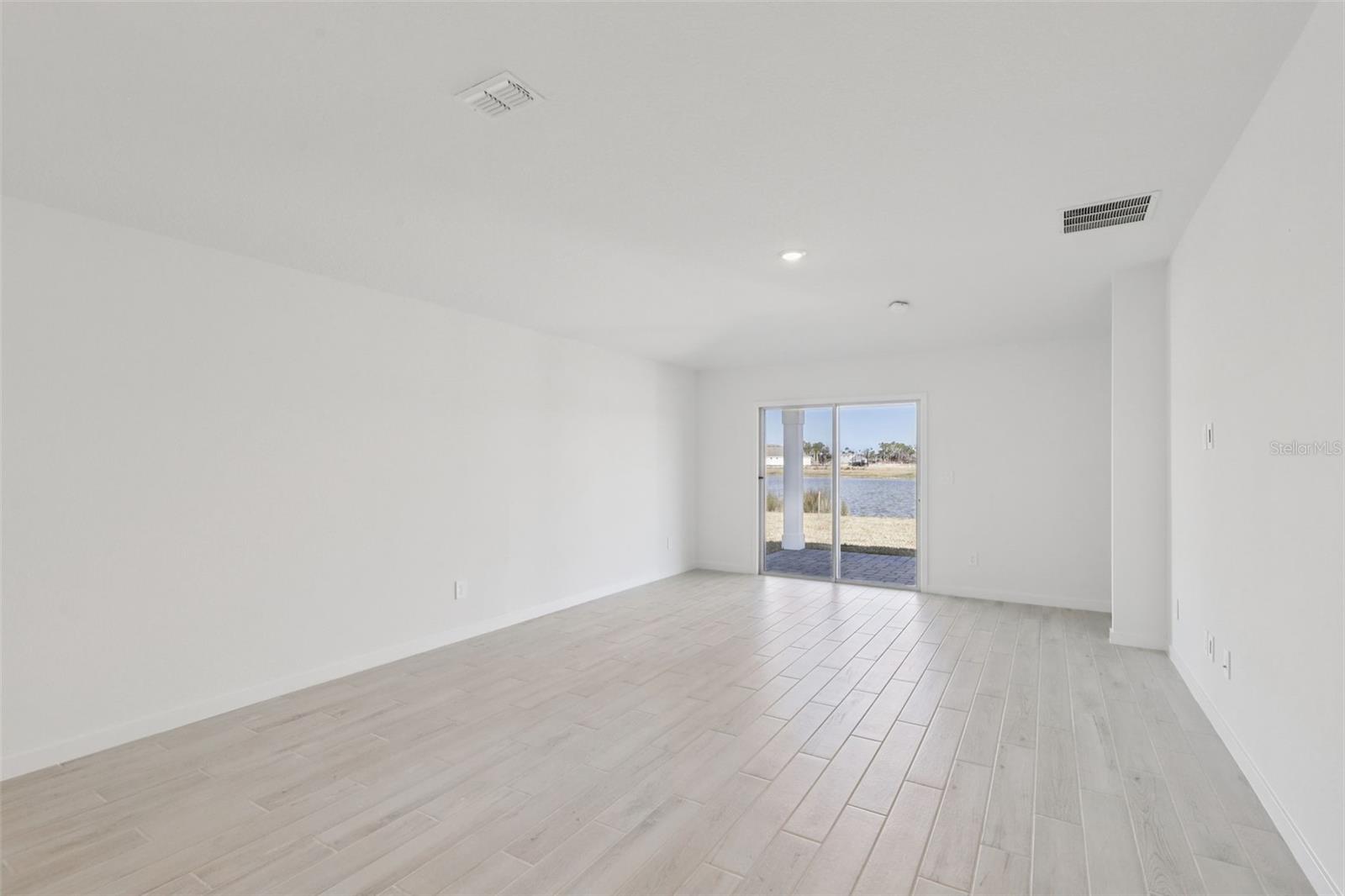 20 Garni Dr Property Photo 8