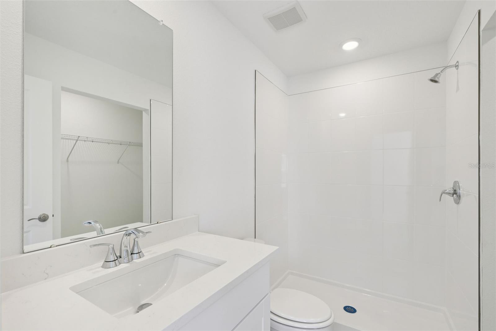 20 Garni Dr Property Photo 9