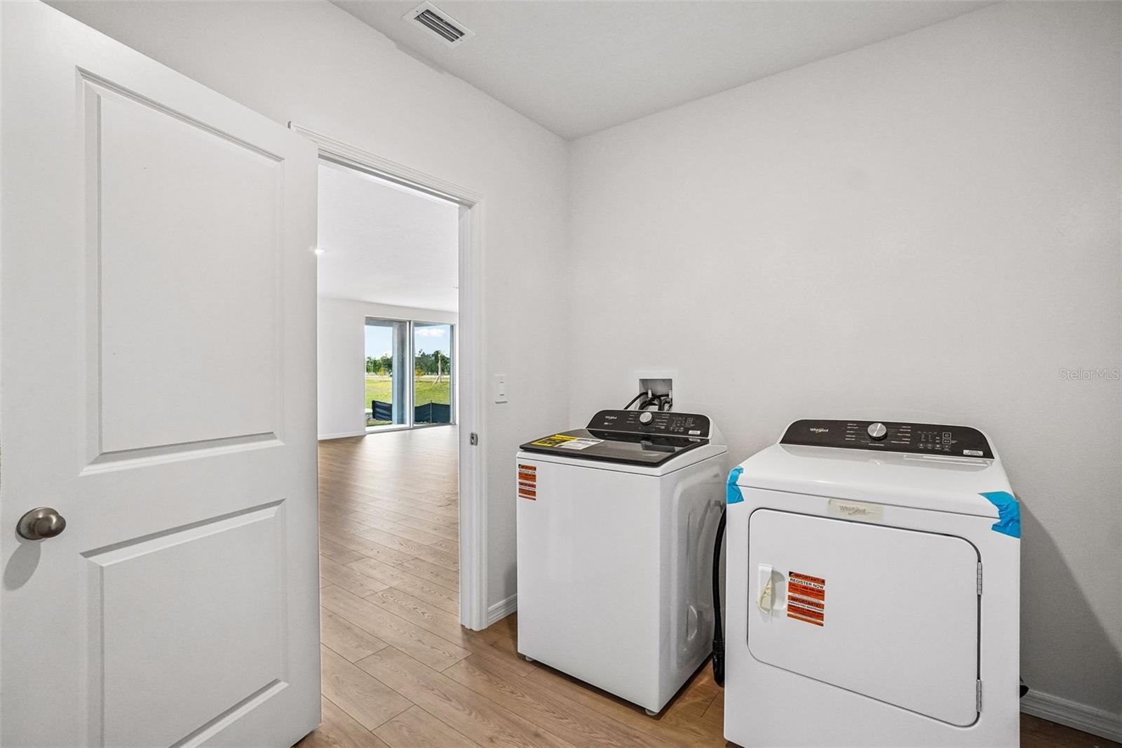 13684 Umber Forest St Property Photo 33