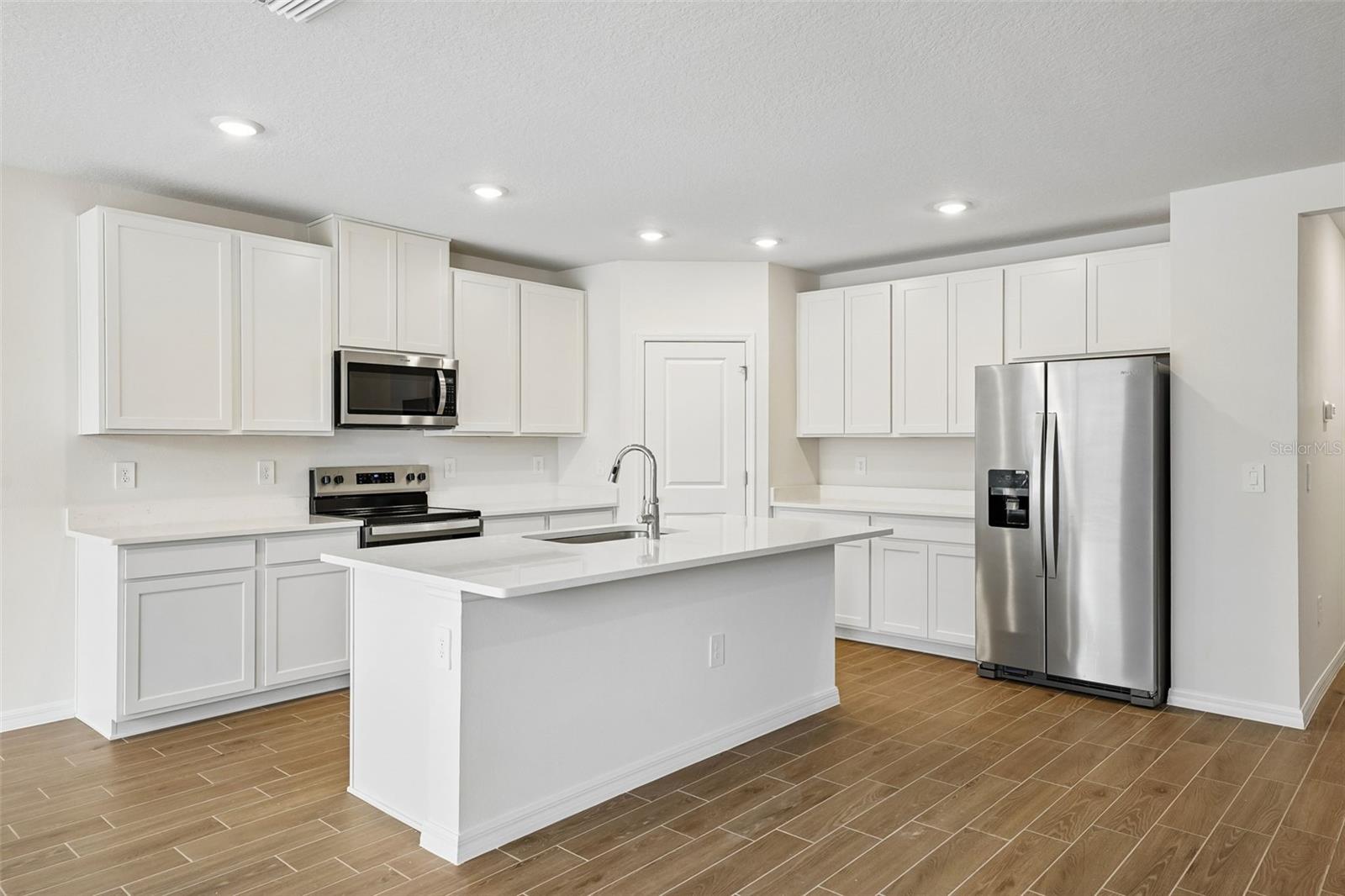 13755 Umber Forest St Property Photo 11