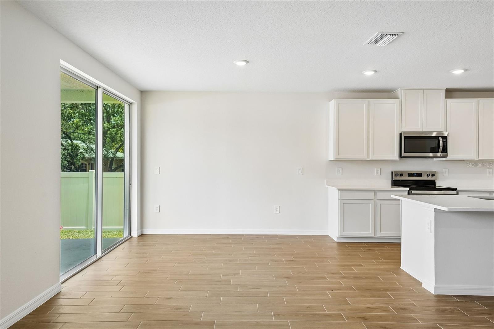 13755 Umber Forest St Property Photo 22