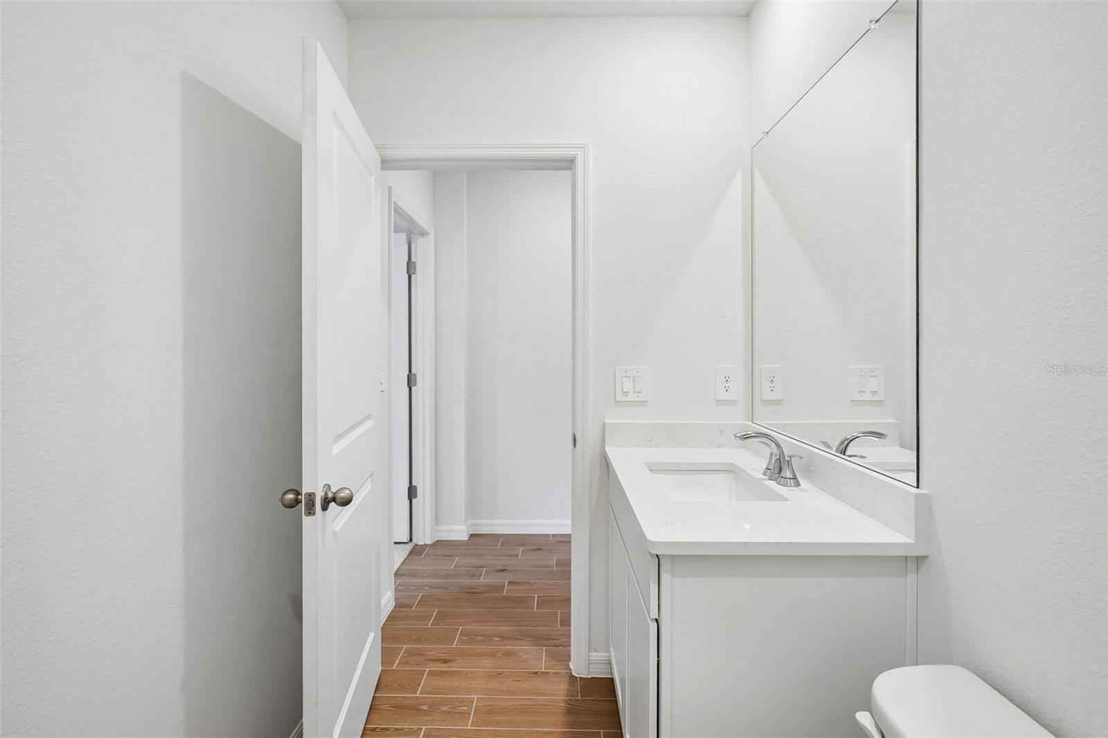 13755 Umber Forest St Property Photo 31