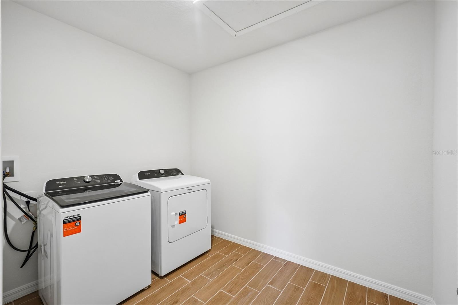 13755 Umber Forest St Property Photo 37