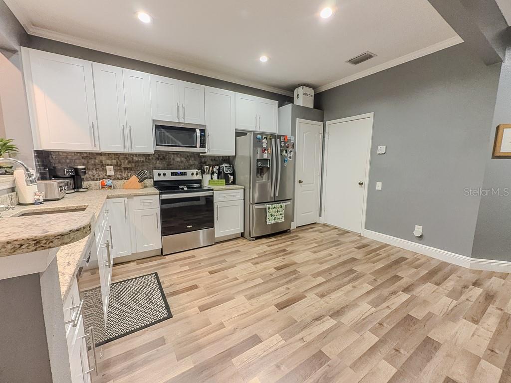 8505 Sandy Beach St Property Photo 12