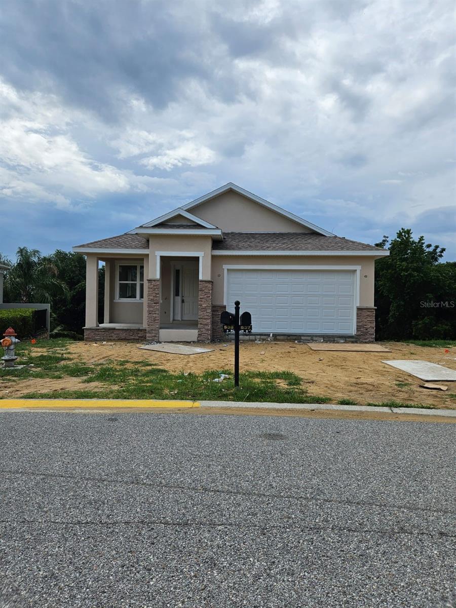 537 Pineloch Dr Property Photo 2