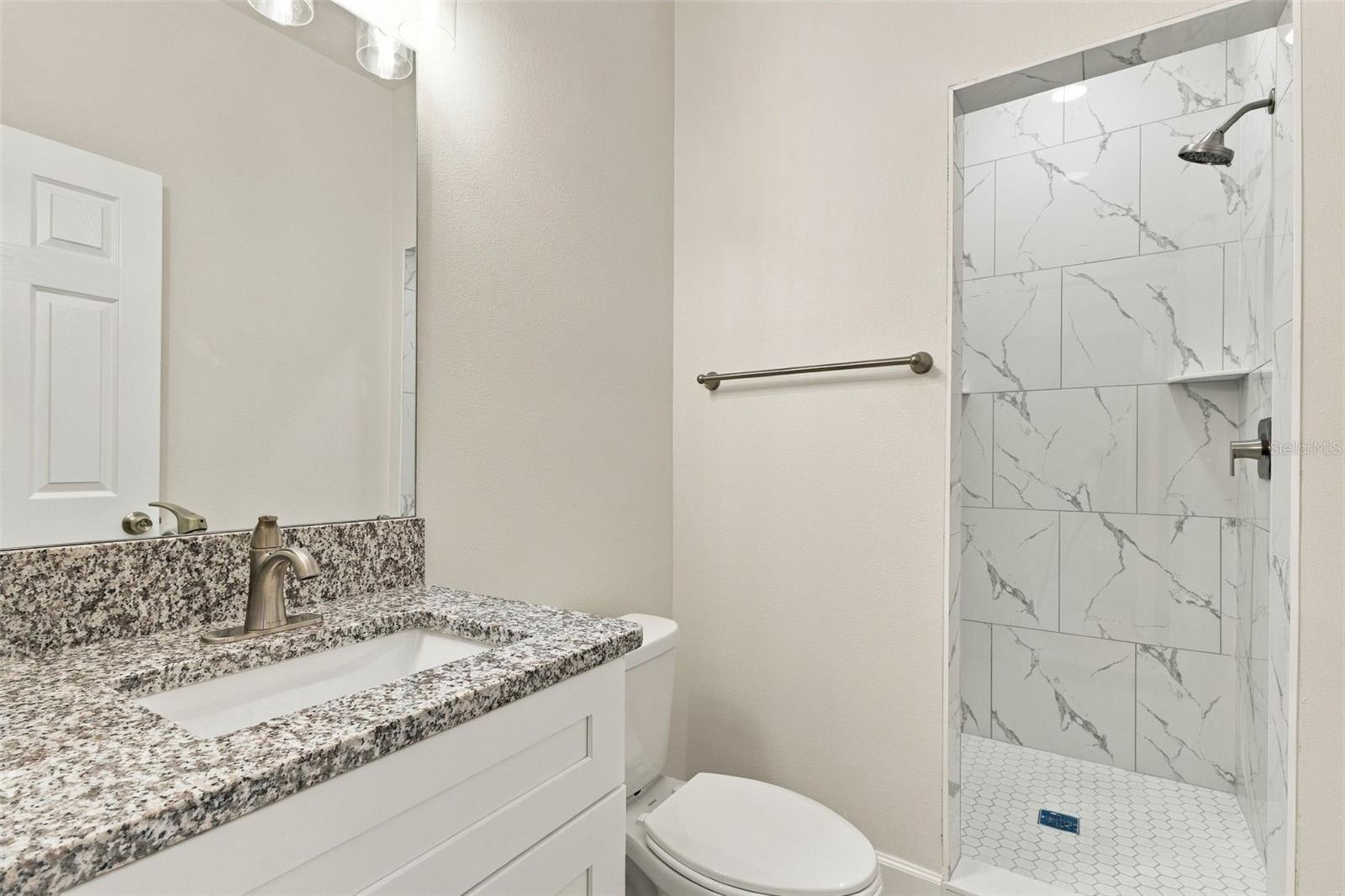 537 Pineloch Dr Property Photo 22