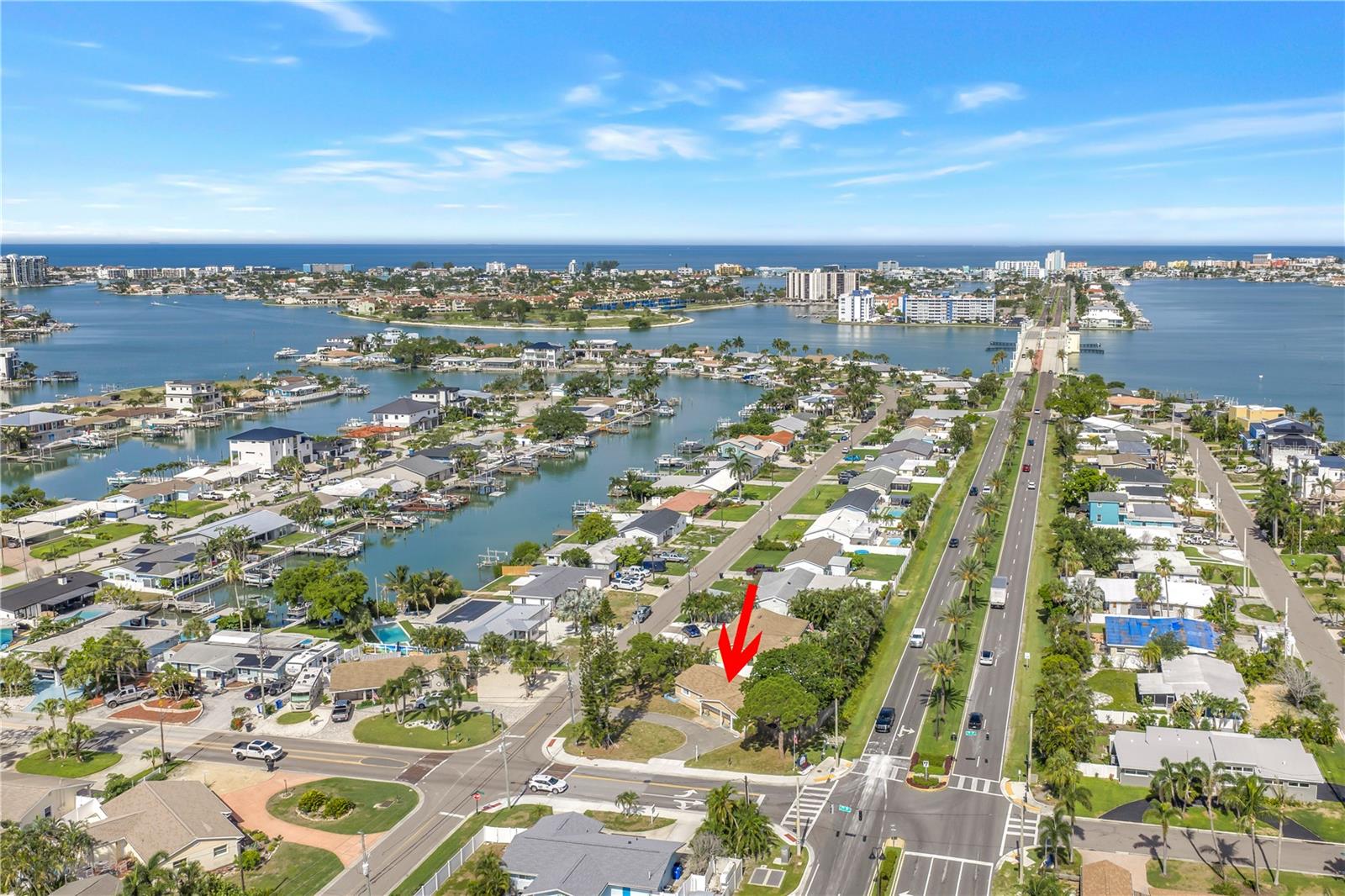 7901 Causeway Blvd S Property Photo 1