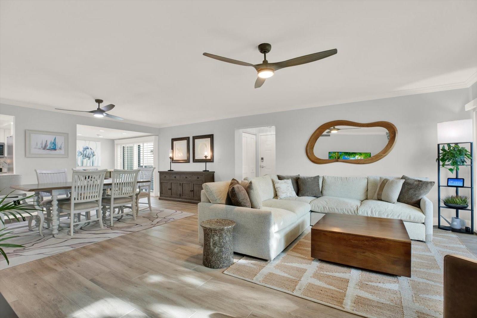 7530 Sunshine Skyway Ln S #p7 Property Photo 6