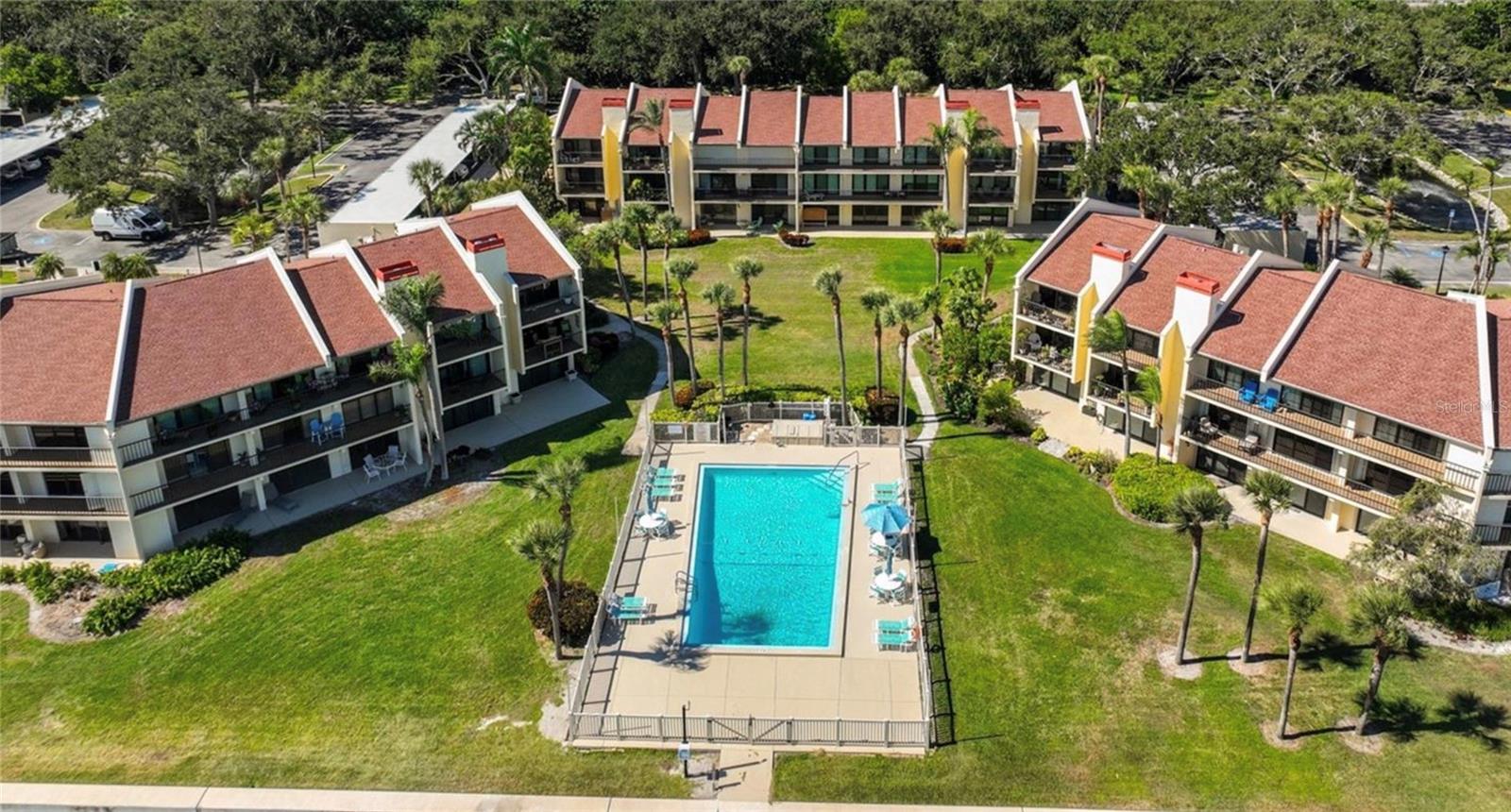 7530 Sunshine Skyway Ln S #p7 Property Photo 28