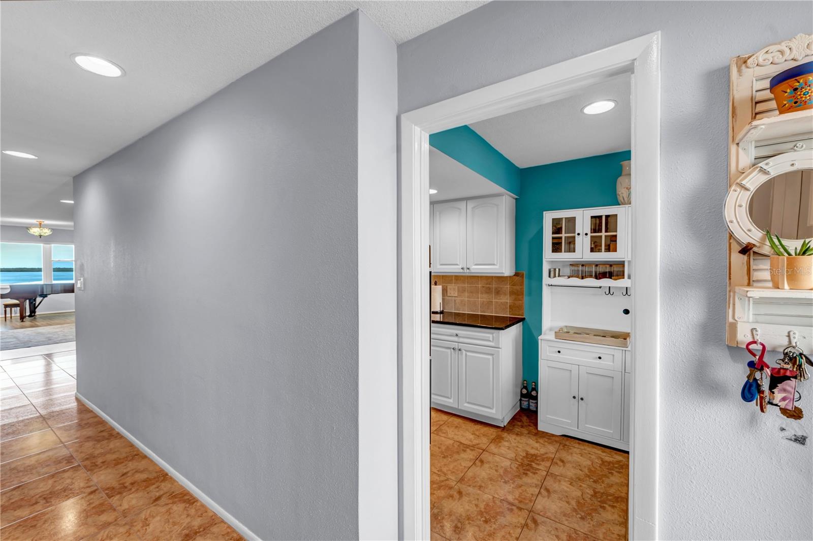622 Edgewater Dr #823 Property Photo 65