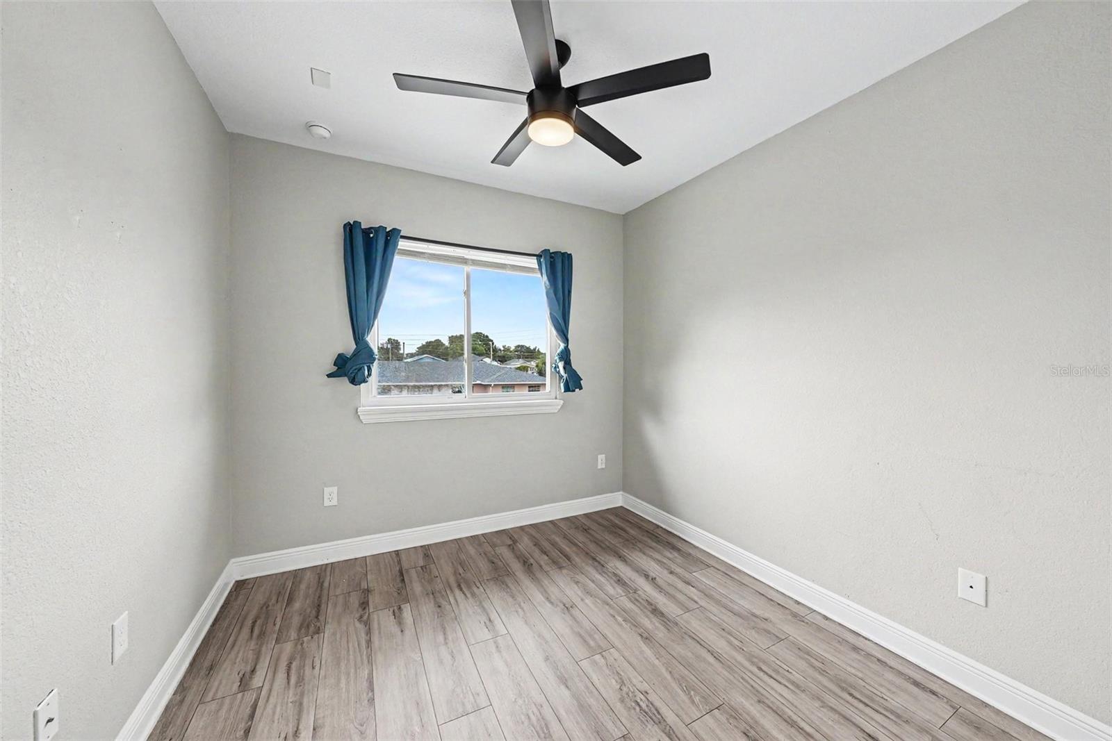 2619 W St Conrad Property Photo 30