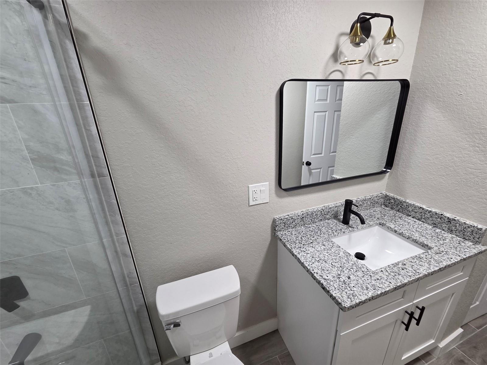 38300 Henry Dr Property Photo 14