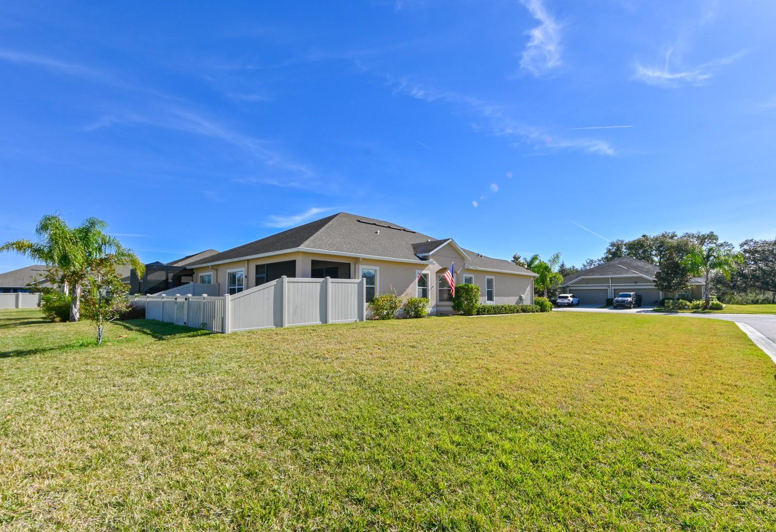 13529 Crest Lake Dr Property Photo 4
