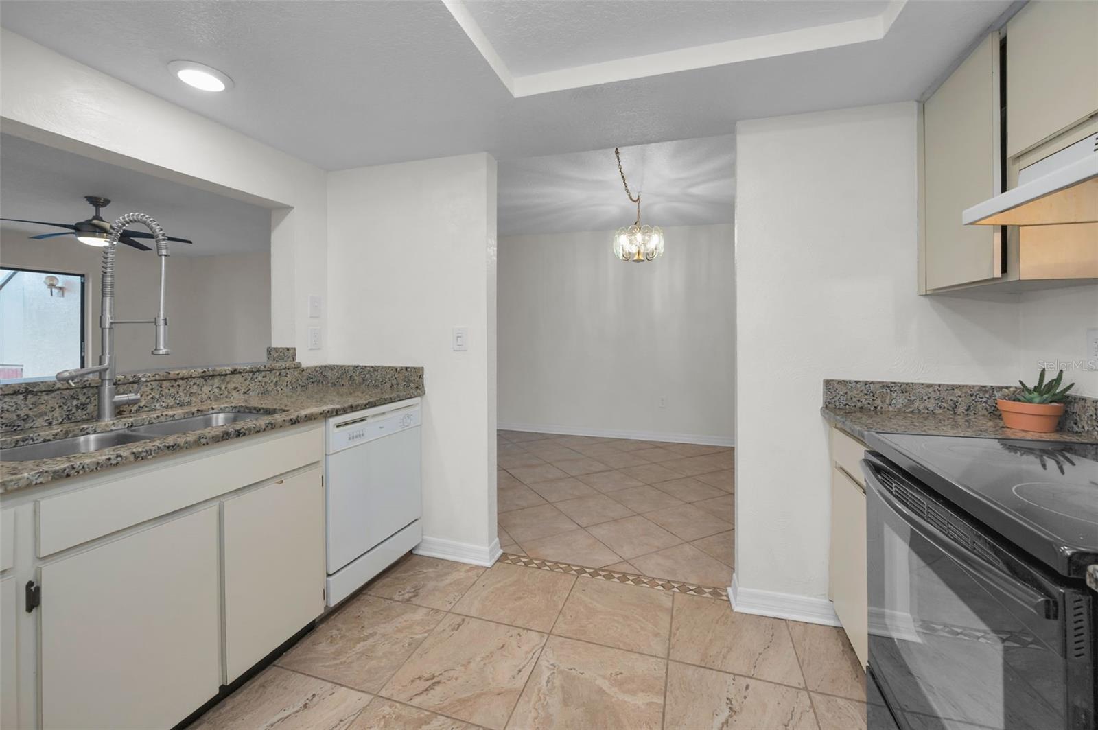 2971 Estancia Blvd #412 Property Photo 33