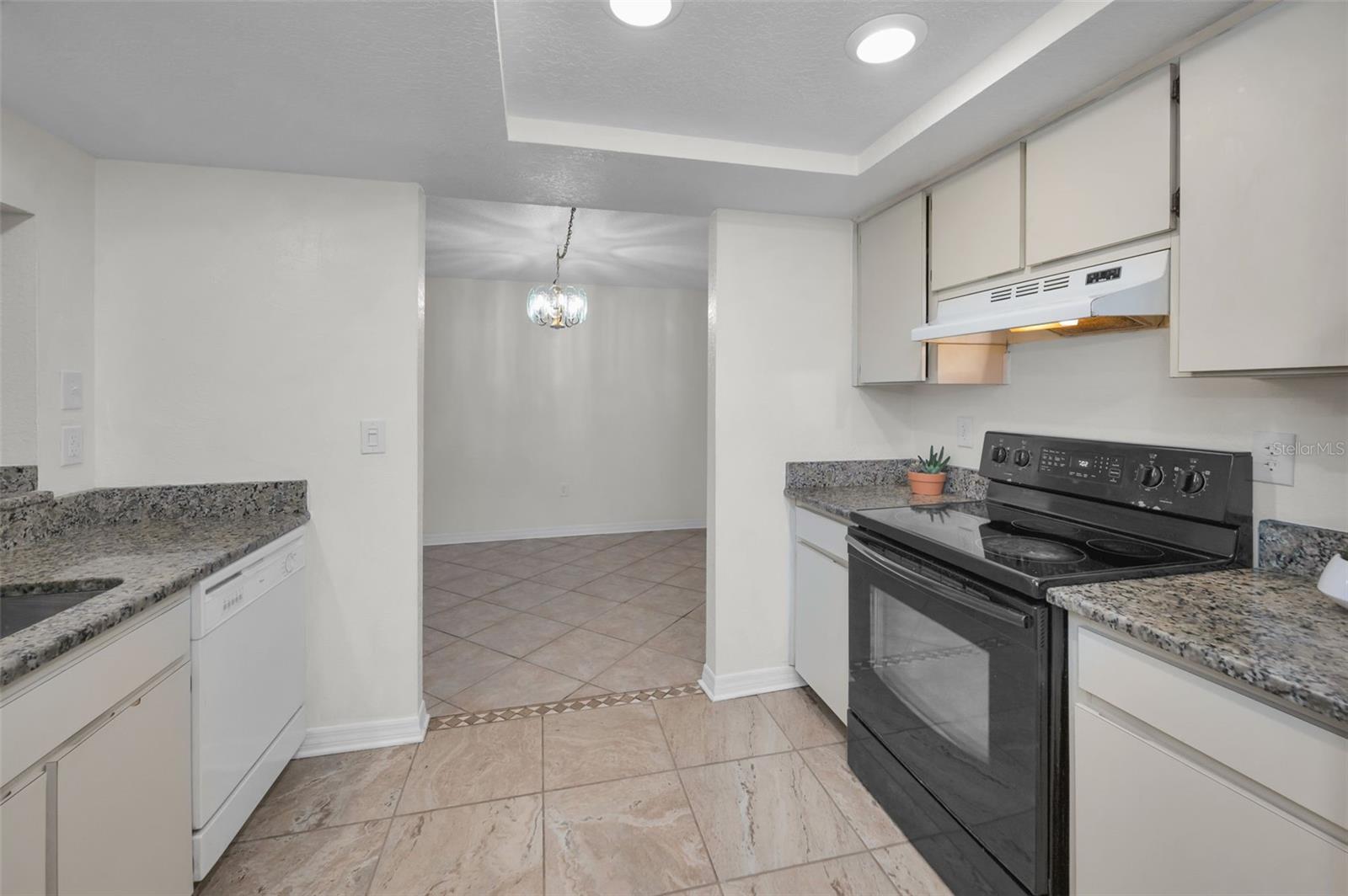 2971 Estancia Blvd #412 Property Photo 35