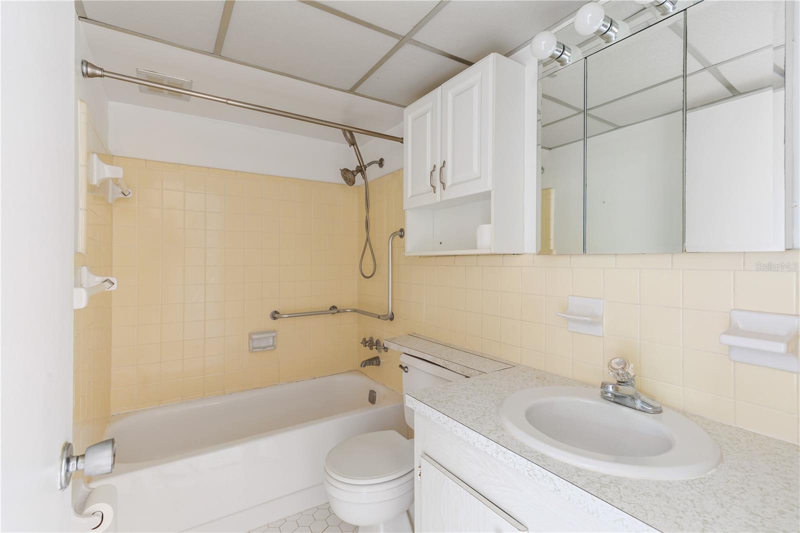 11251 80th Ave #202 Property Photo 17