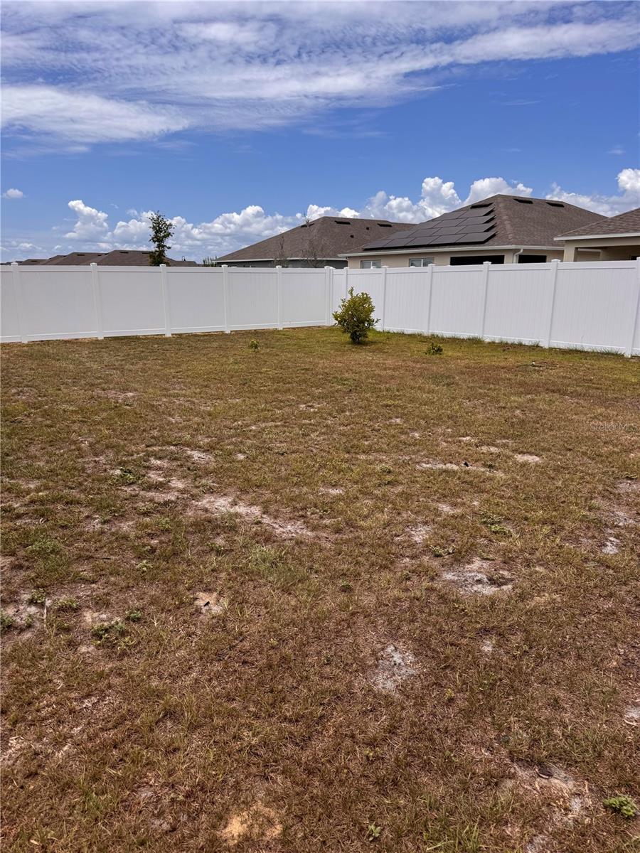 452 Taylor Groves Dr Property Photo 5