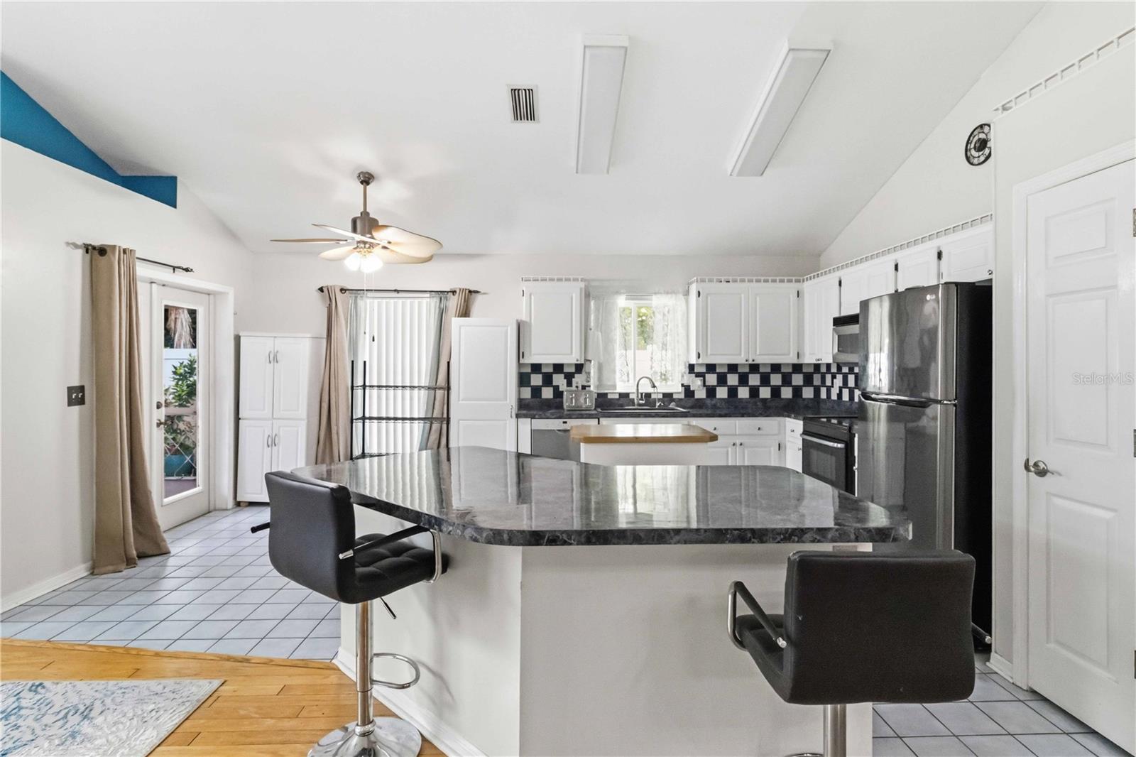 9714 Stone Mountain Pl Property Photo 9
