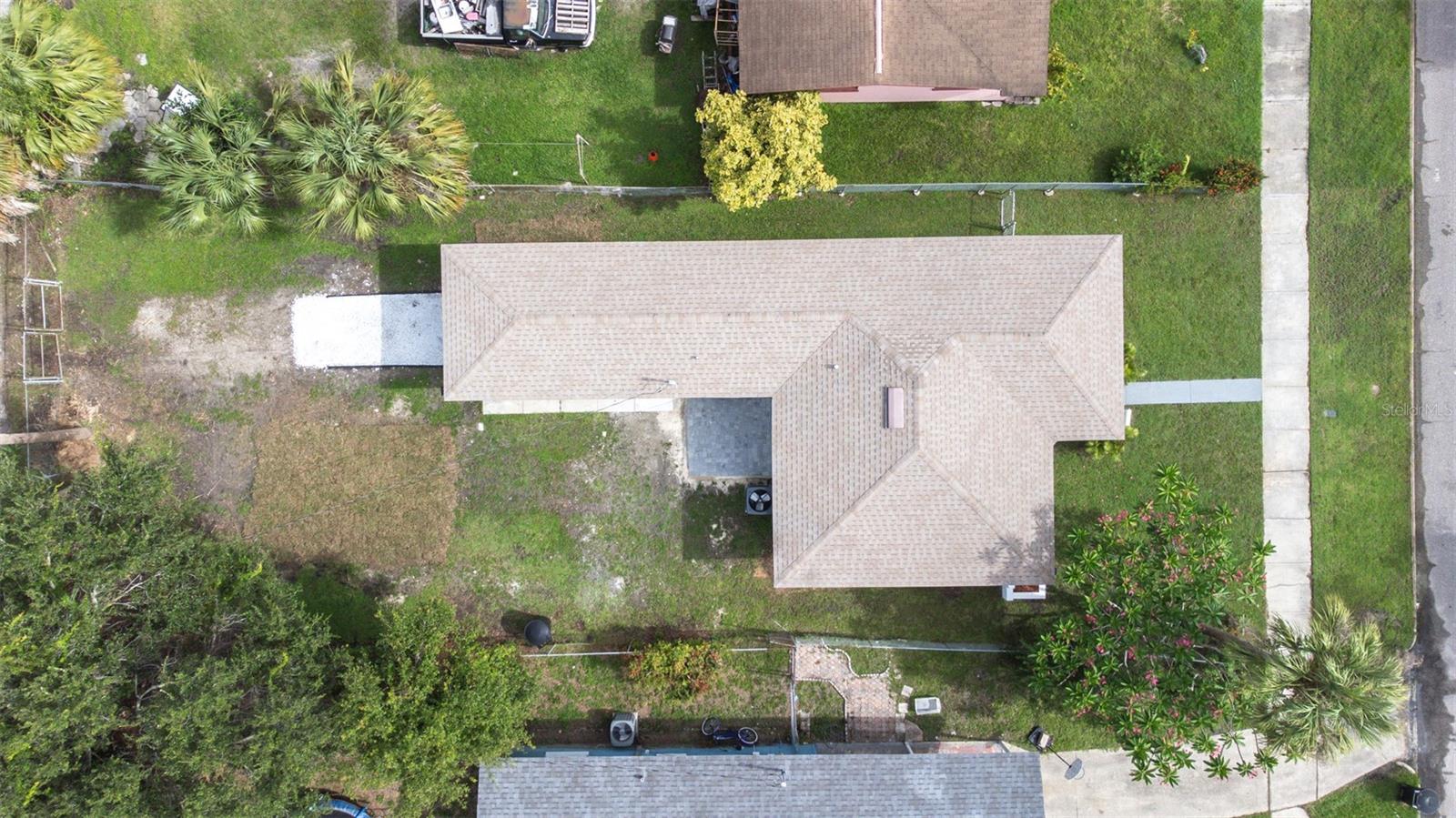 2325 Highland St S Property Photo 49