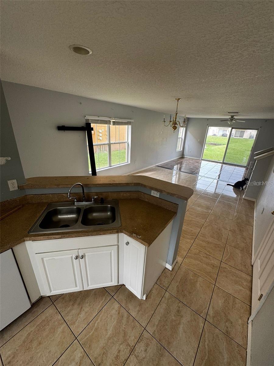 6913 Marble Fawn Pl Property Photo 13