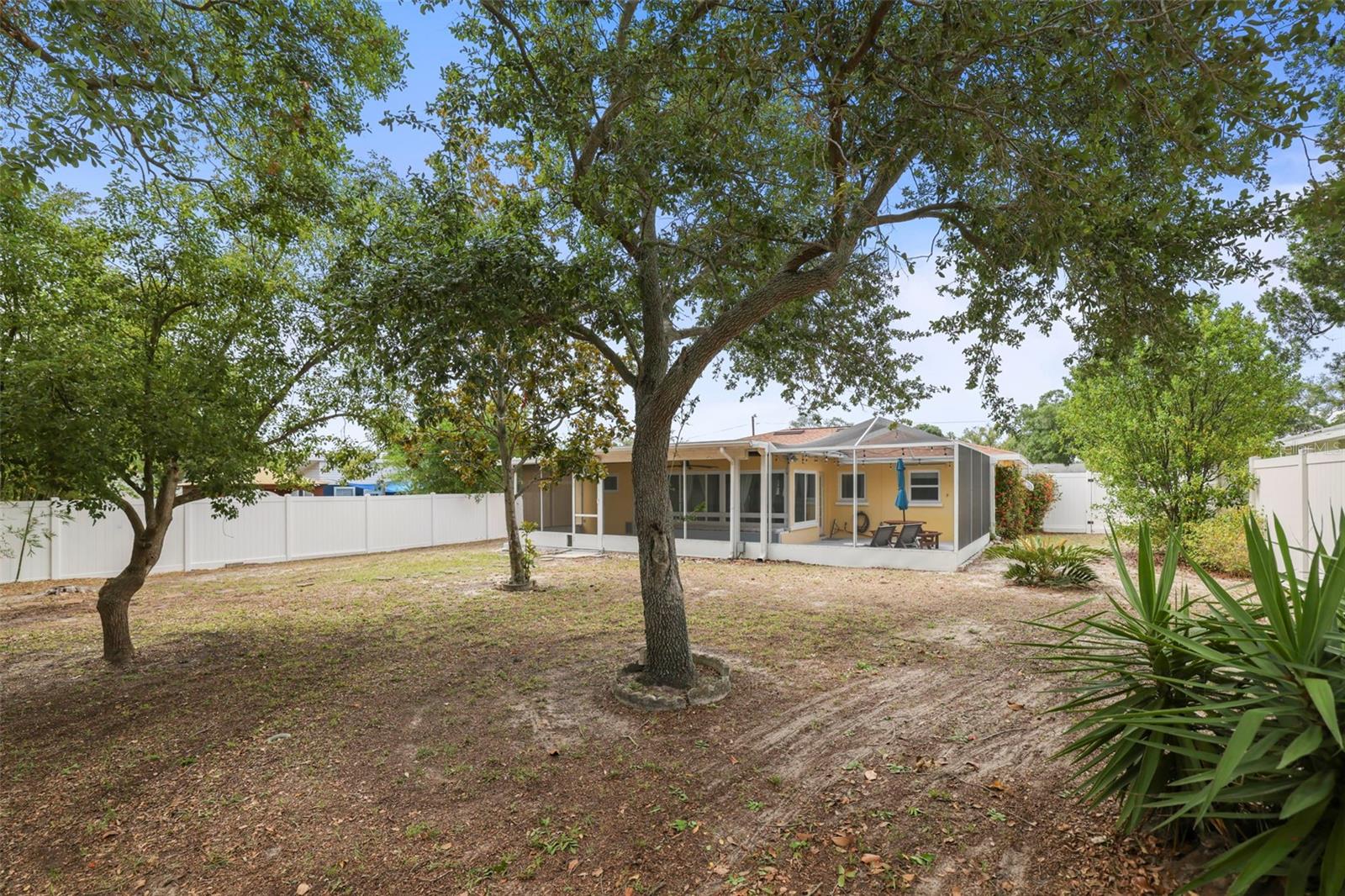 1121 Sunnydale Dr Property Photo 36