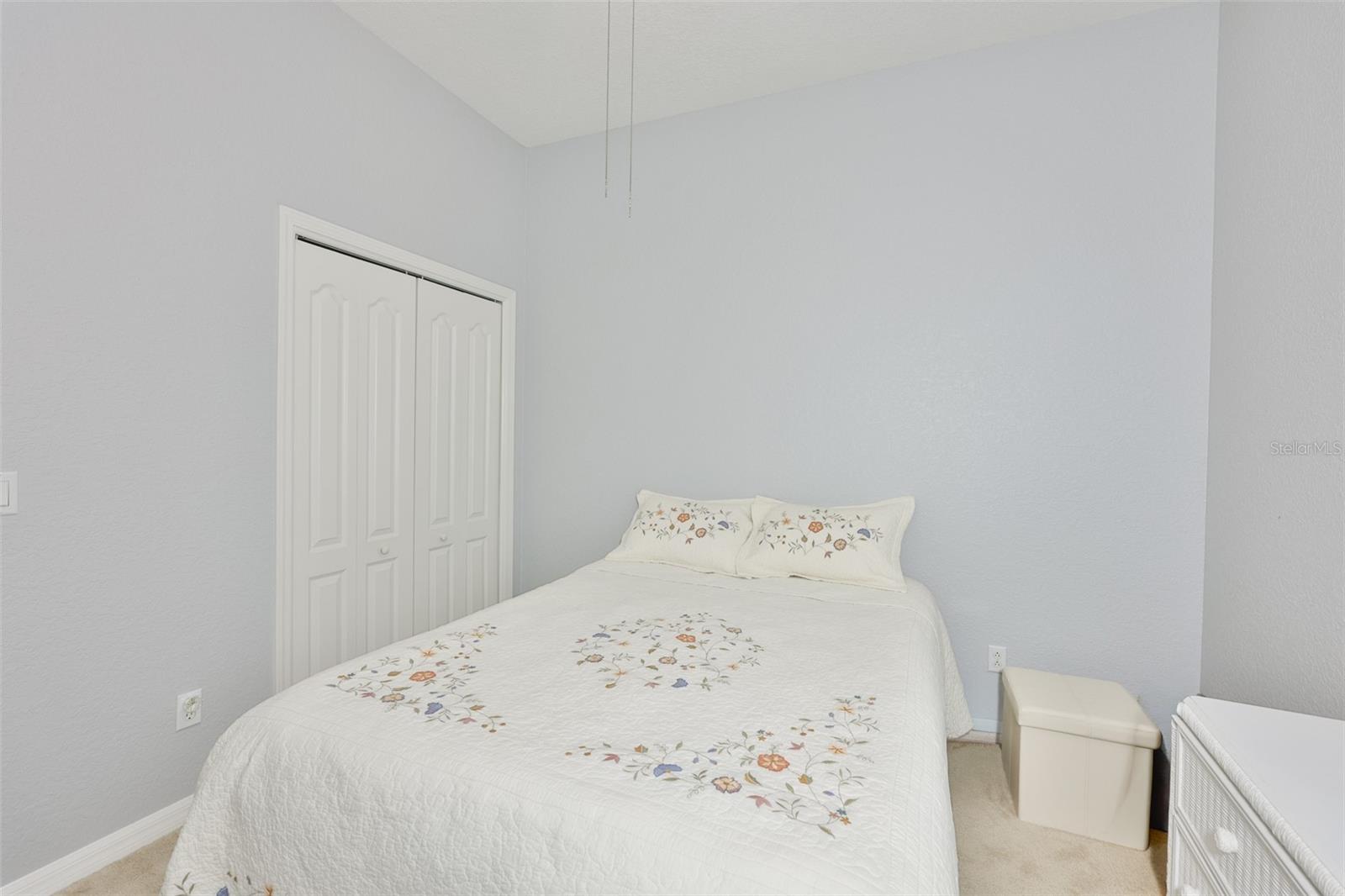 1050 Regal Manor Way Property Photo 9