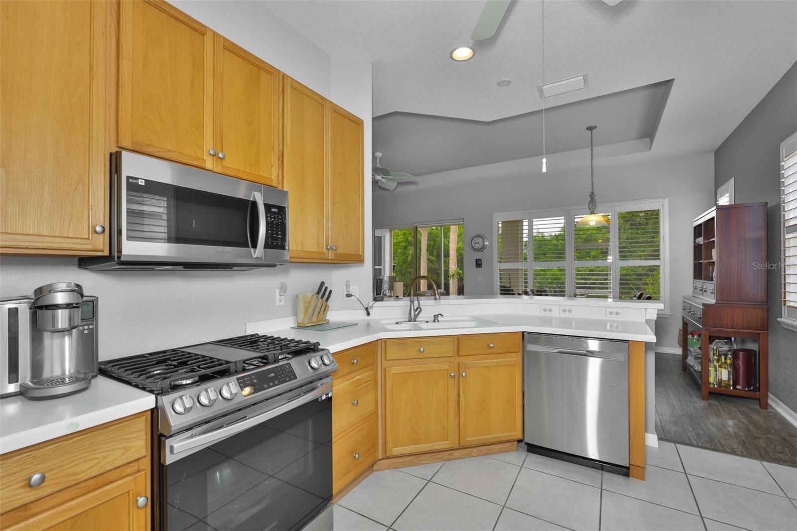 1050 Regal Manor Way Property Photo 14