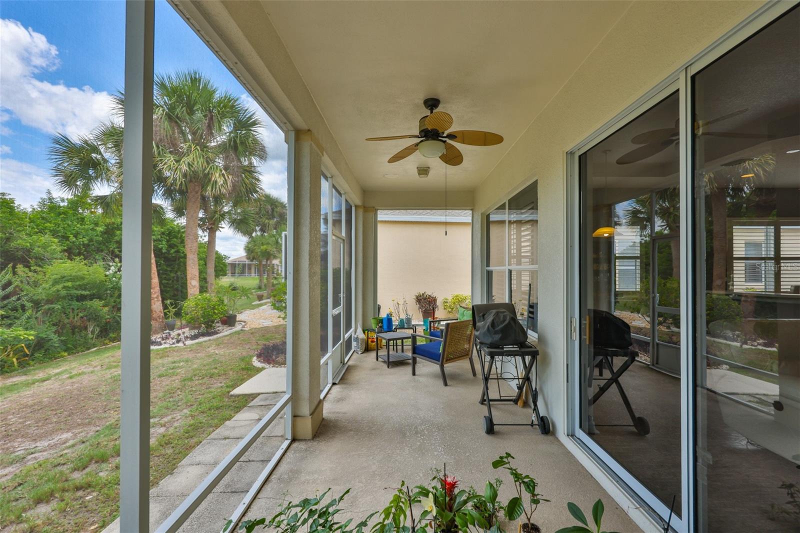1050 Regal Manor Way Property Photo 20