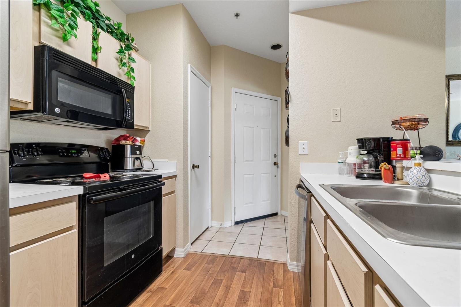 8414 Lucuya Way #201 Property Photo 5