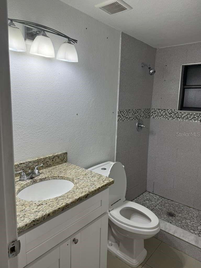 8518 Woodlake Dr Property Photo 23