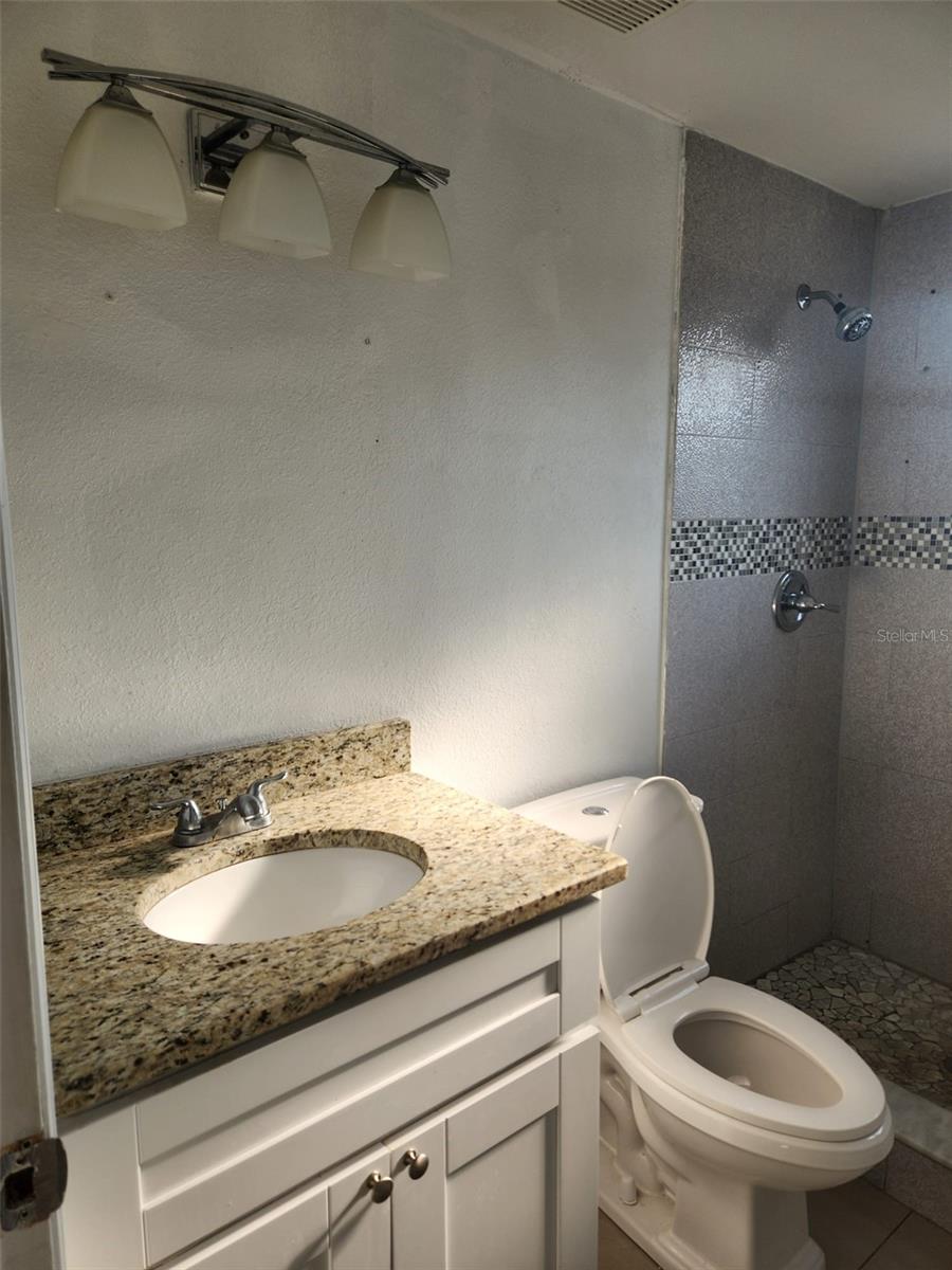 8518 Woodlake Dr Property Photo 25