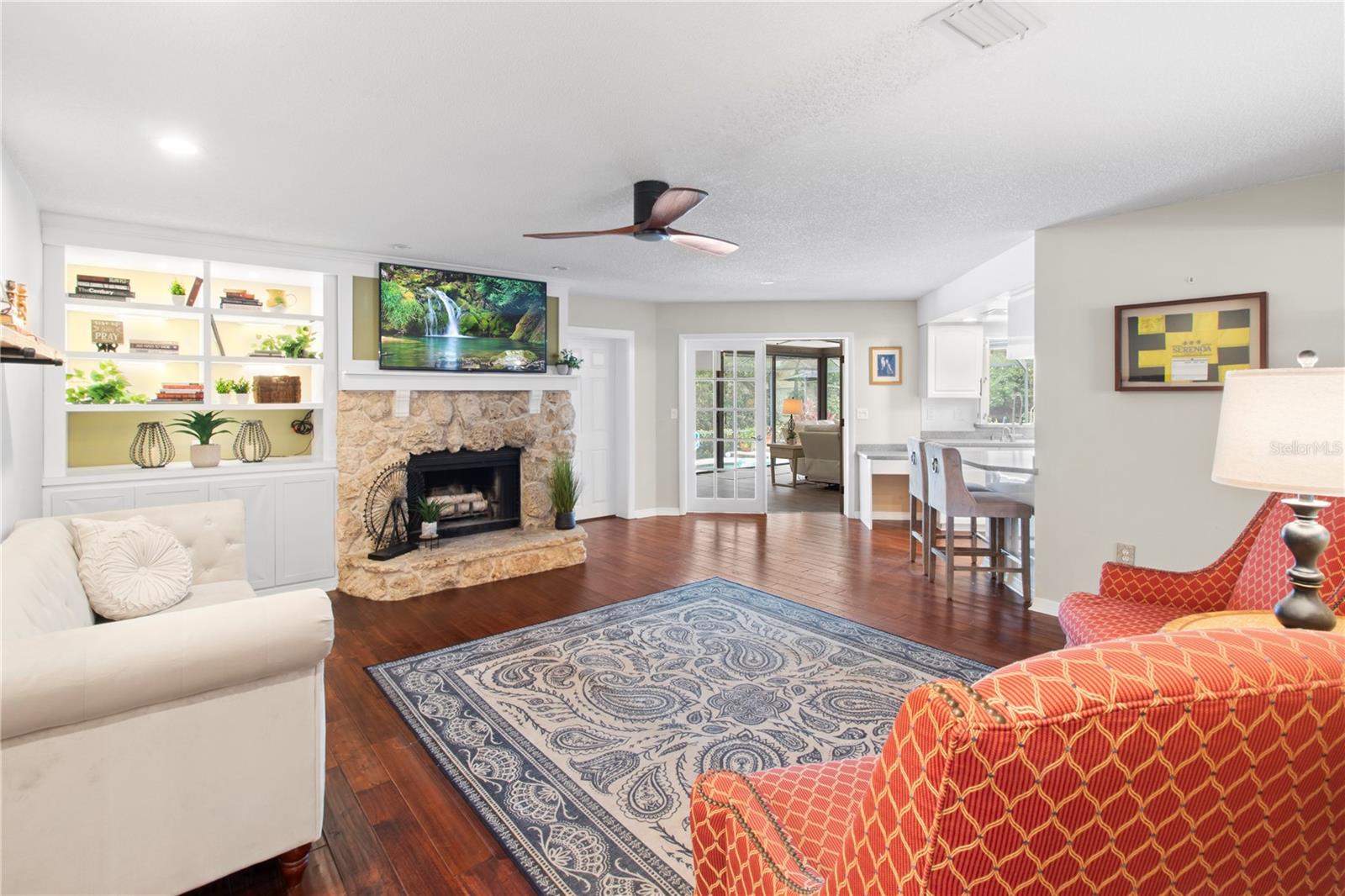 1279 Cornish Ct Property Photo 6