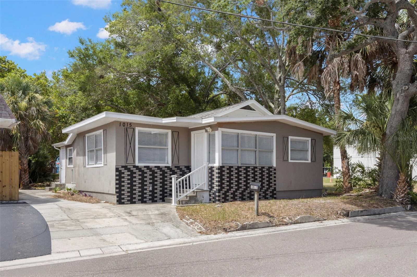 1015 METTO ST