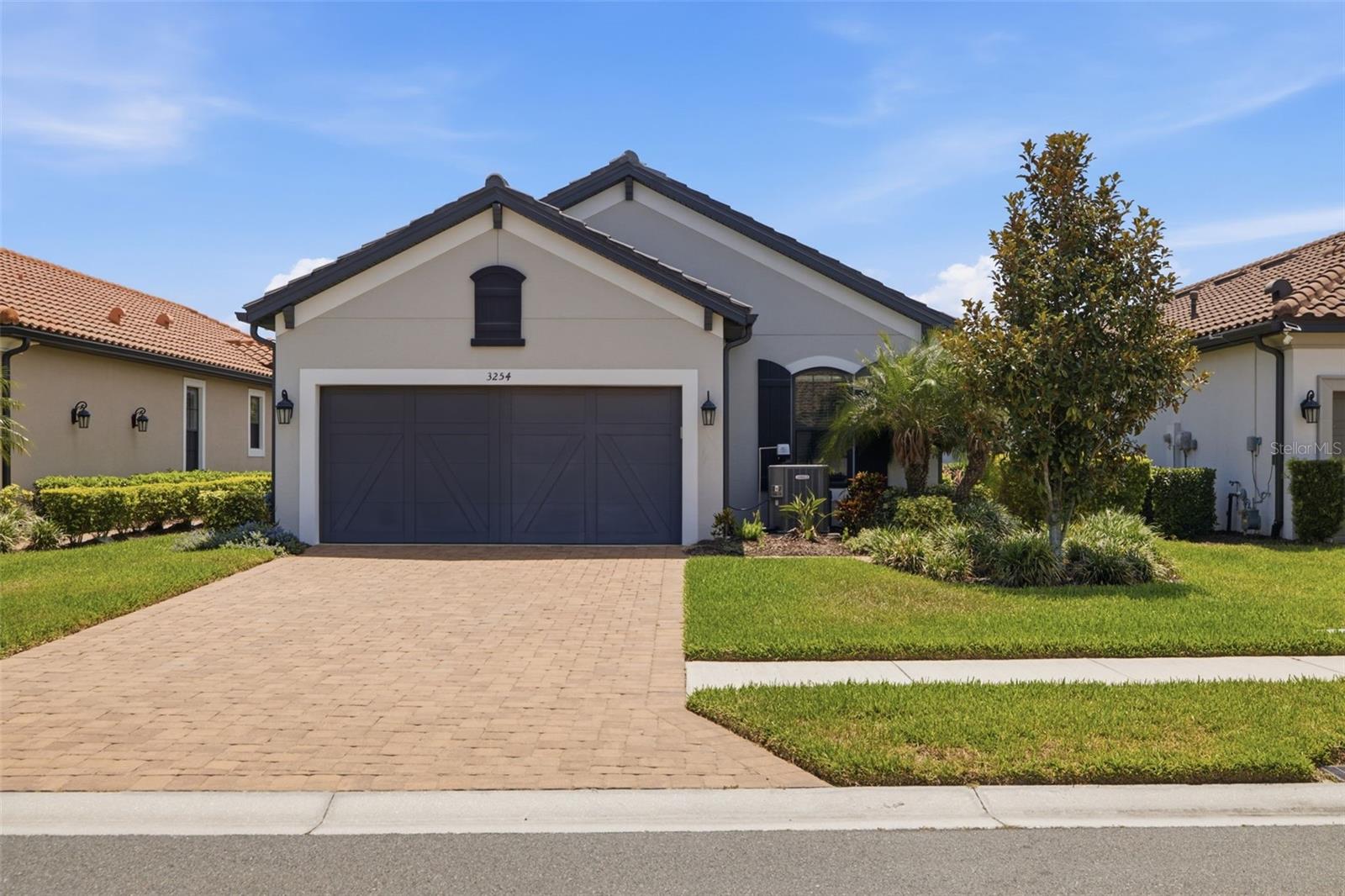 3254 Francoa Dr Property Photo 1
