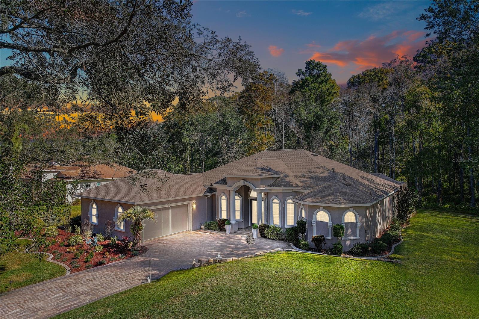 12054 Quail Ridge Dr Property Photo 5