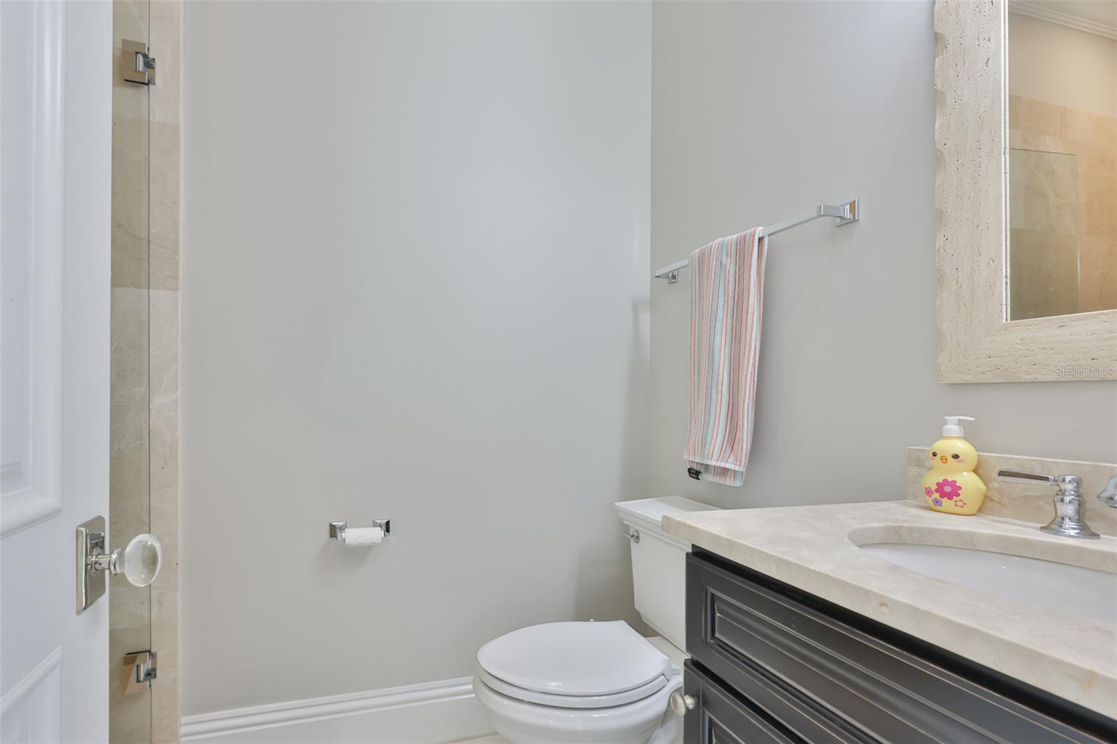629 Riviera Dr Property Photo 46