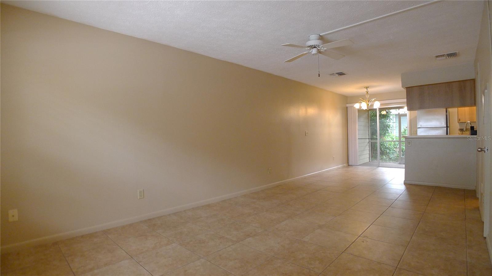 608 Lynchburg Dr Property Photo 3
