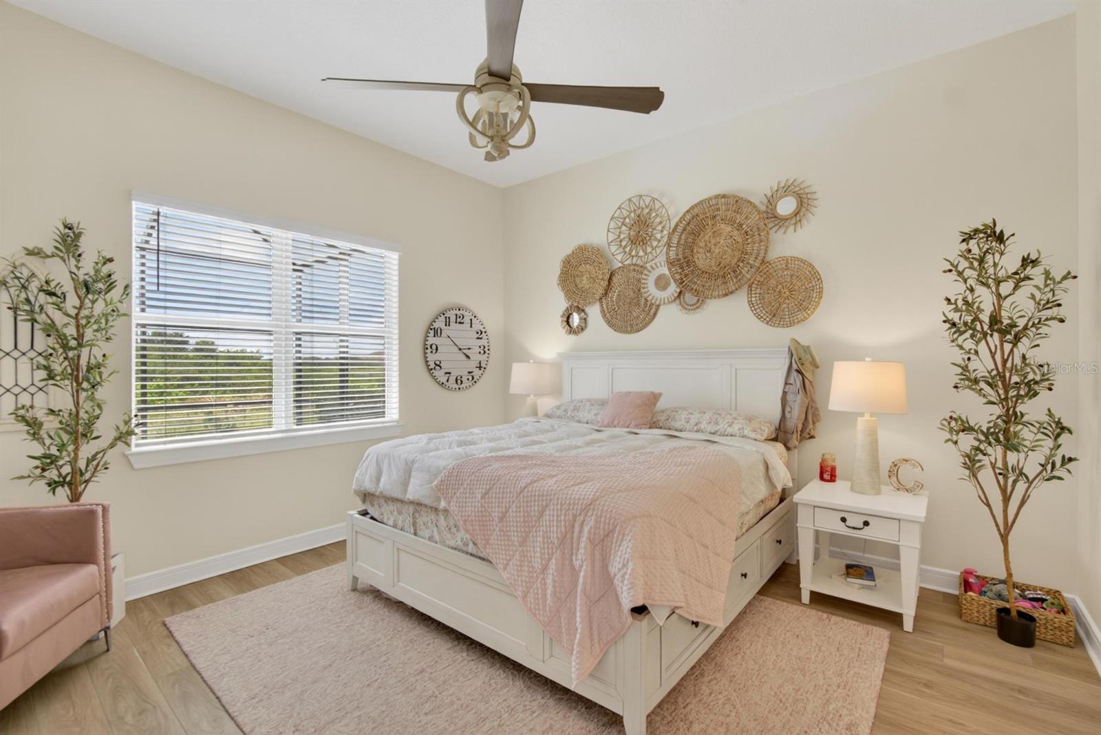 9024 Barrier Coast Trl Property Photo 29
