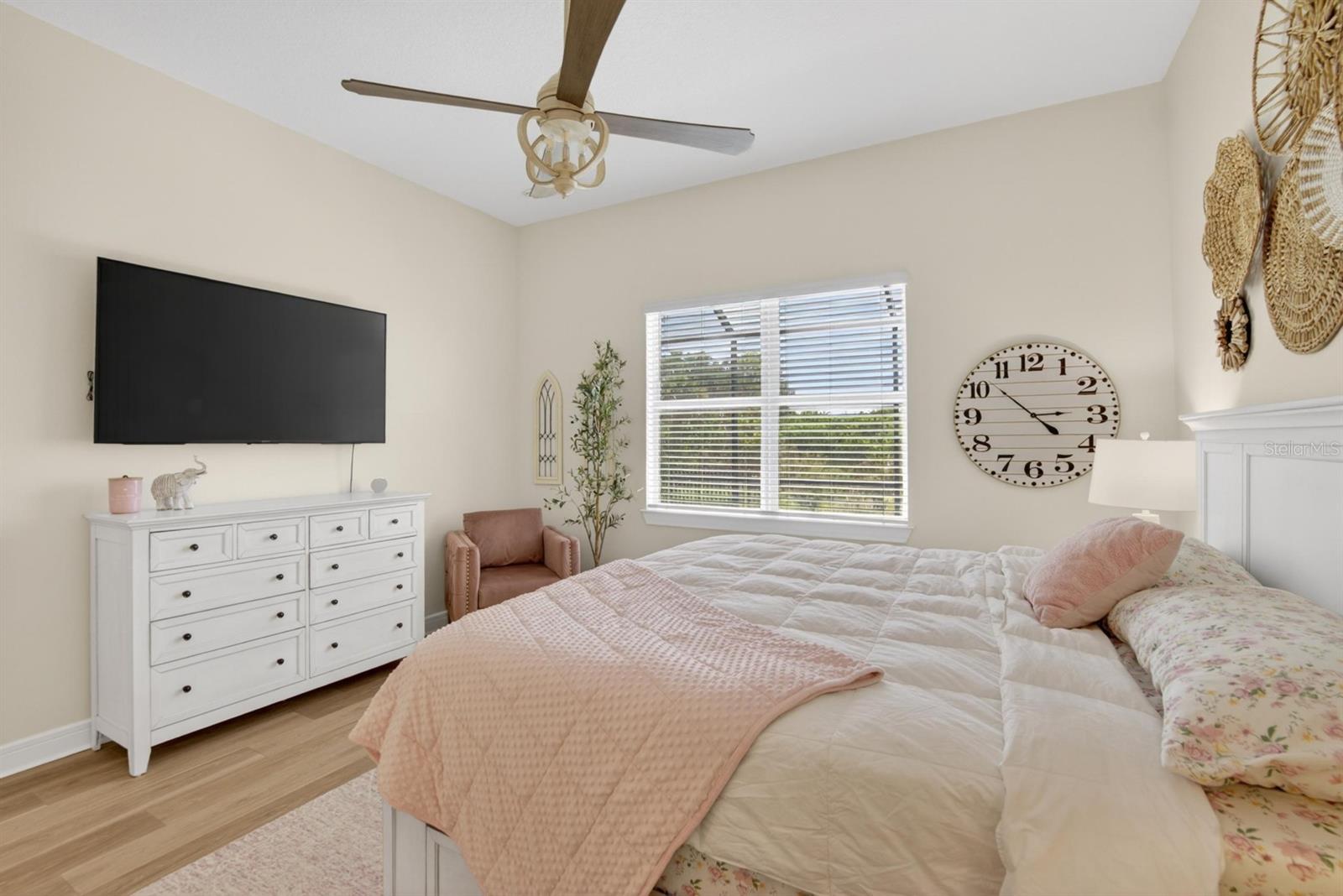 9024 Barrier Coast Trl Property Photo 30