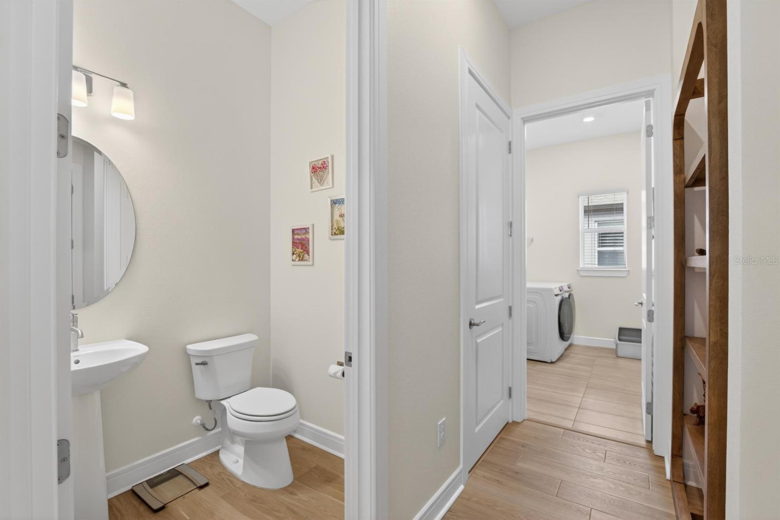 9024 Barrier Coast Trl Property Photo 49