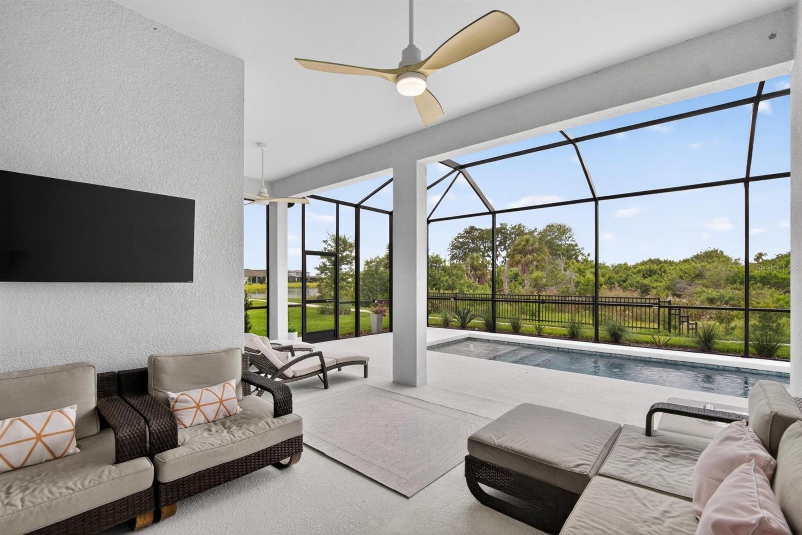 9024 Barrier Coast Trl Property Photo 55
