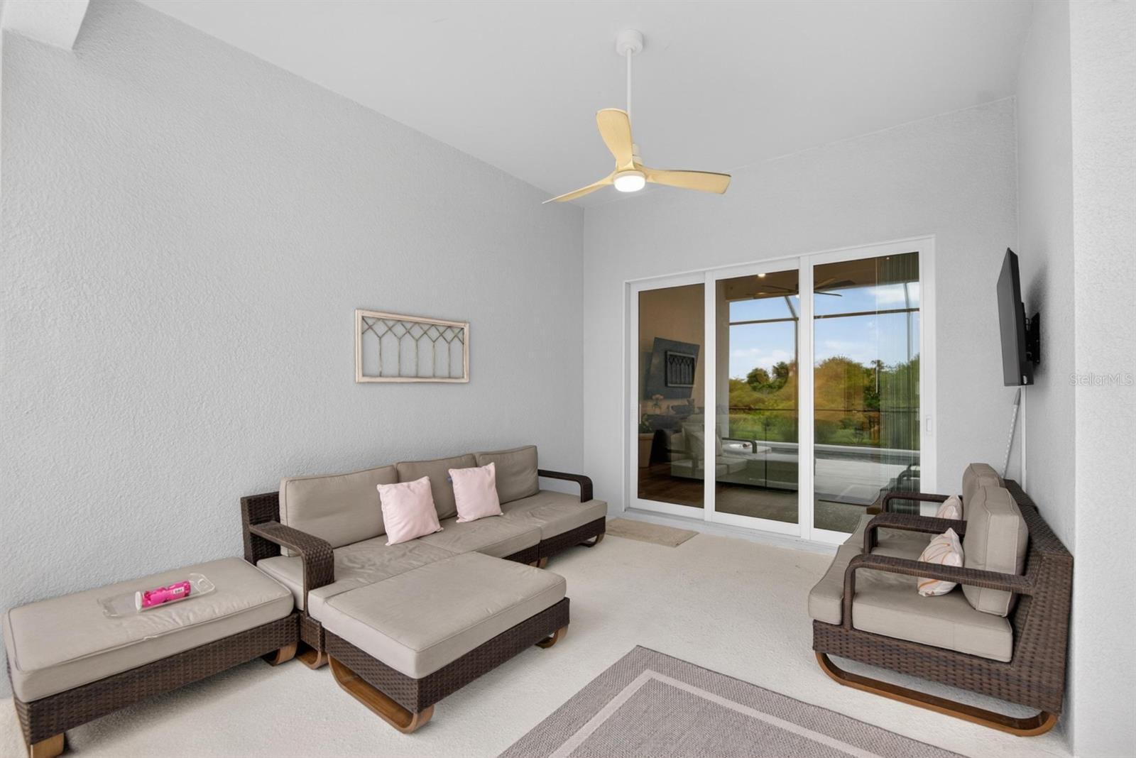 9024 Barrier Coast Trl Property Photo 57